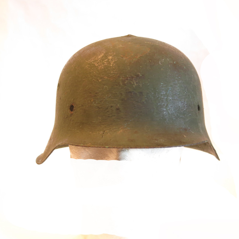 Coque de casque Allemand original  mod 42 Ref ca 888