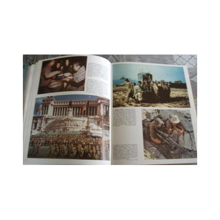 Livre La seconde guerre mondiale en couleurs, Larousse et4
