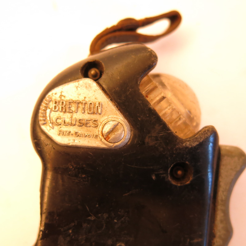 Lampe de poche a dynamo Bretton Max ref la 48 box 216