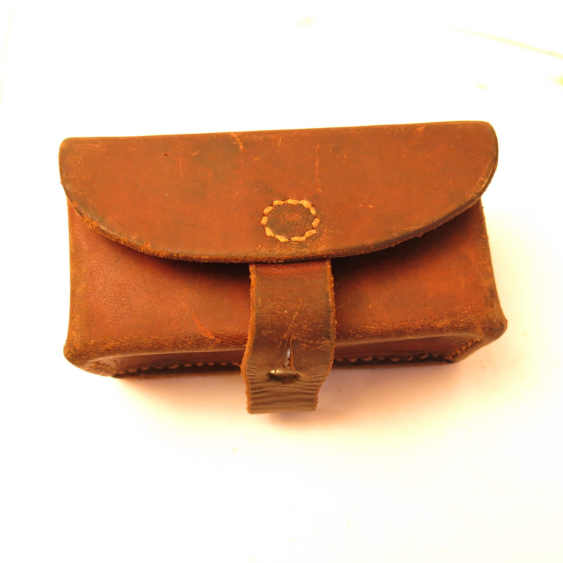 Pochette cuir nue de nettoyage Suisse Luger P08 ref cu558