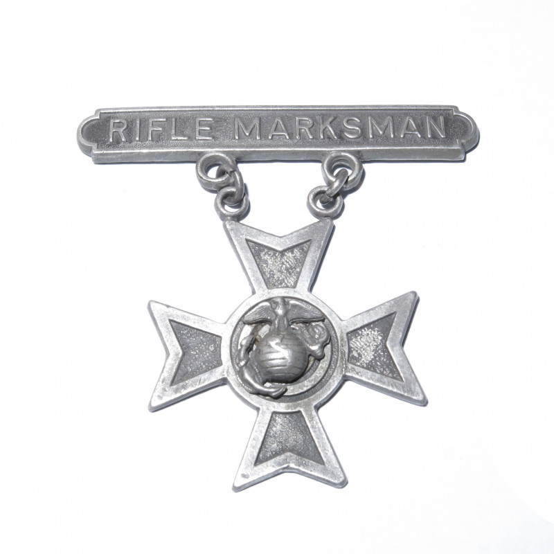 Insigne metal US tireur d'elite Marines rifle marksman ref bo 4