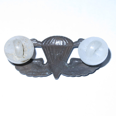 Brevet de parachutiste métal ARVN ref 84 bo5 