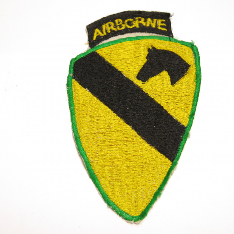 Patch US 1st cavalry AIRBORNE division couleur Vietnam