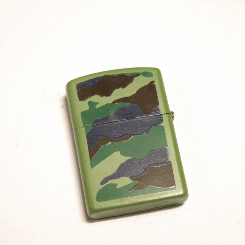 Briquet style Zippo US military surplus  camo woodland ref w13