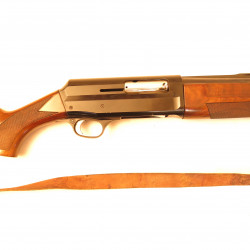 Fusil Verney Carron AGO semi auto calibre 12 / 70