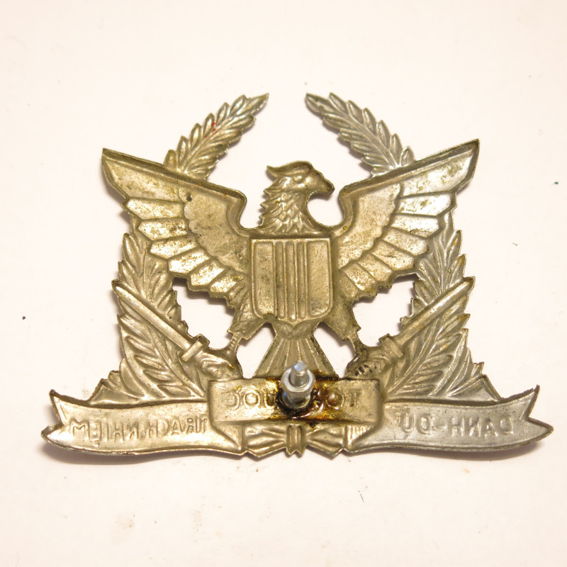 Insigne métal casquette ARVN Vietnam To Quoc argent
