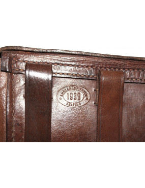 Superbe Etui P08 en cuir couleur marron (05)