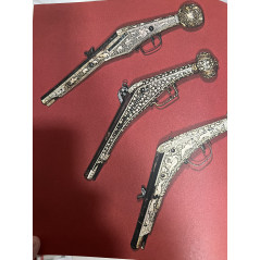 Très bel album Les Armes a Feu de Dudley Pope 