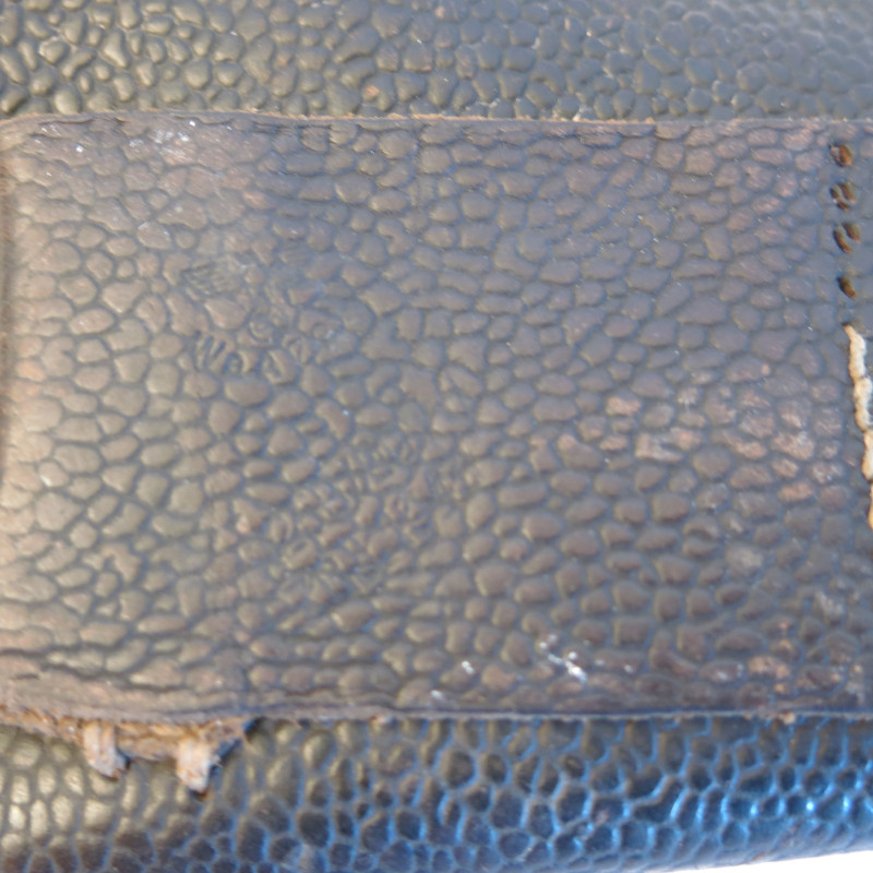 Etui cuir grenelé  original pistolet CZ 27 daté 1943 ref et 111