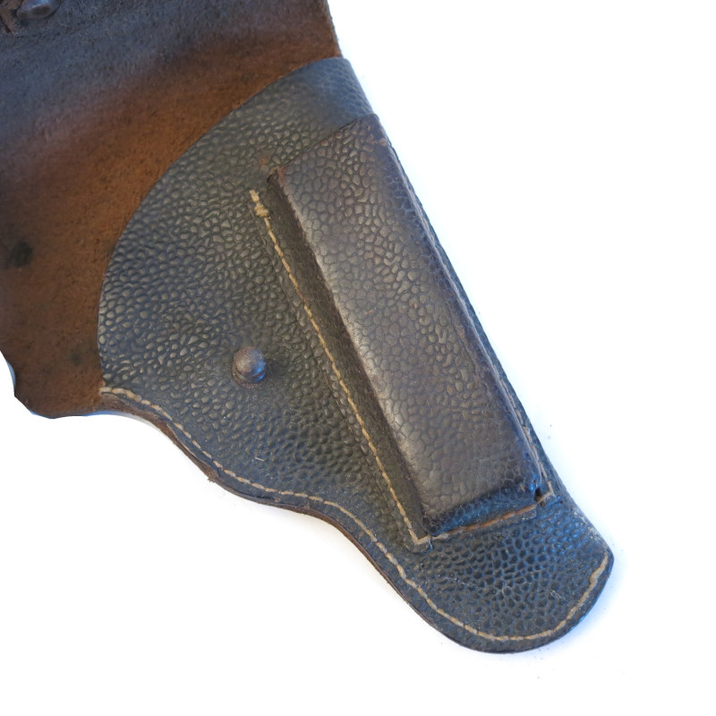 Etui cuir grenelé  original pistolet CZ 27 daté 1943 ref et 111