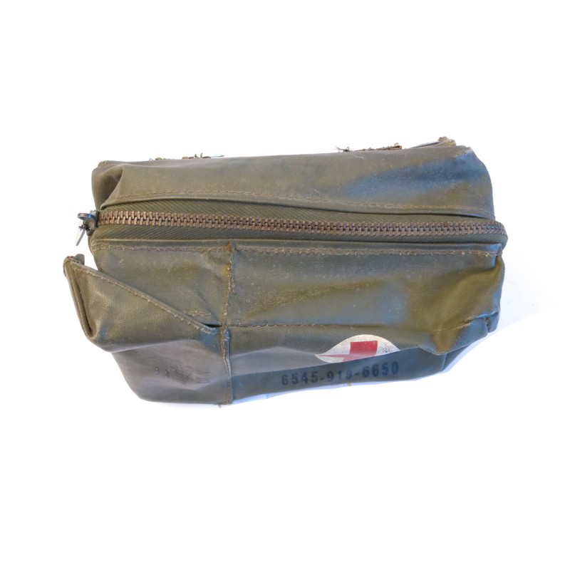 Sacoche infirmier toile ciré 1968 Sacoche infirmier toile ciré 1968