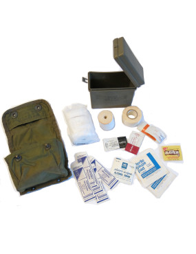 Kit first aid individuel nylon complet US Army Vietnam ref vn 788