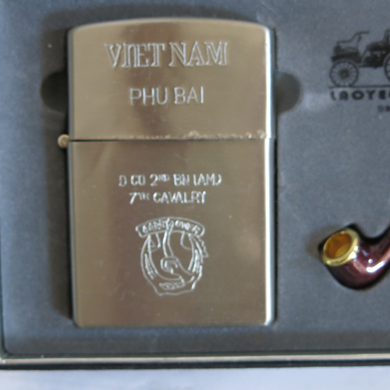 Grand modele Zippo saigon