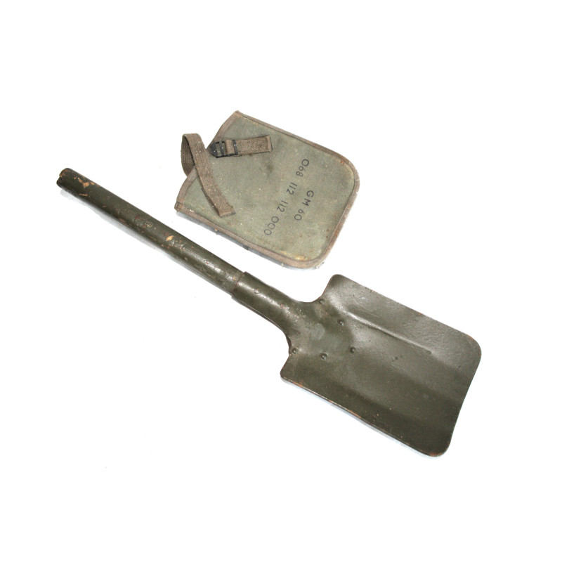 Pelle de l'armée française WWII avec sa housse d'origine