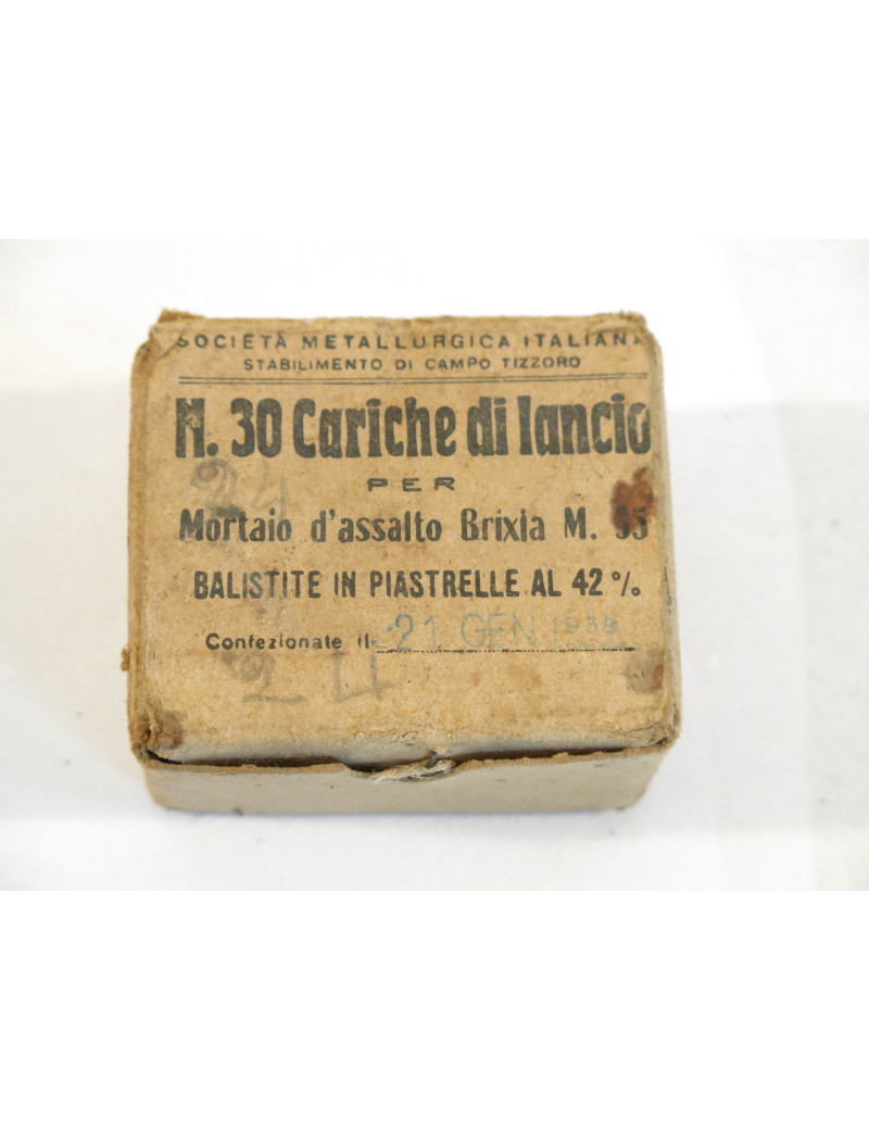 Boite vide cartouches calibre 6.5 Carcano lance grenade ref C88