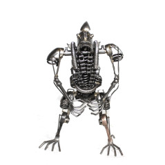 Statuette métallique d Alien