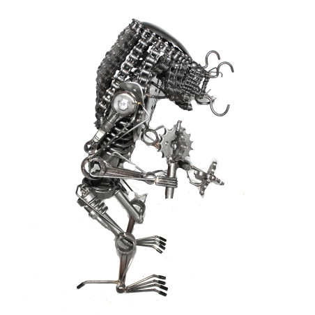 Statuette métallique du Predator avec ses massues