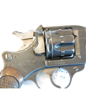 Beau revolver reglementaire 1892 calibre 8 mm categorie B numero 81557