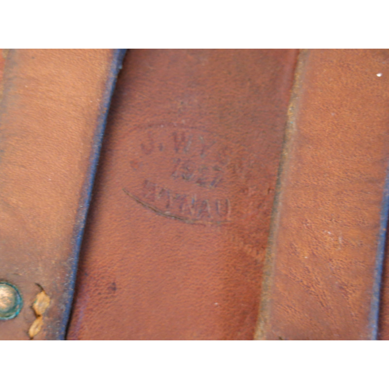 Etui cuir revolver Suisse 1882 daté 1927 Réf et 777