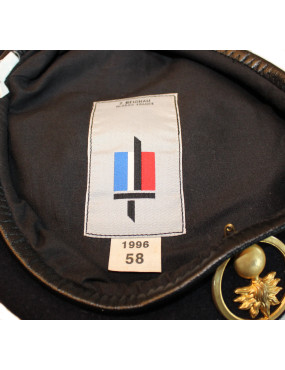 Beret de l'école militaire interarmées avec insigne