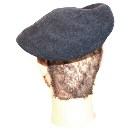 Beret de l'infanterie de l'AF avec son insigne