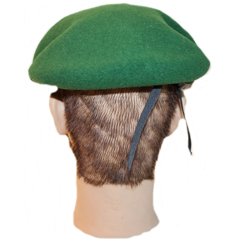 Beret de la légion étrangère détachement de Mayotte avec sa flamme