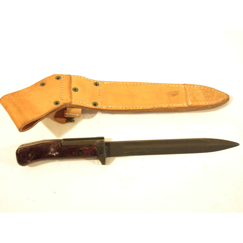 Baionnette tchèque pour VZ 58 avec fourreau cuir 