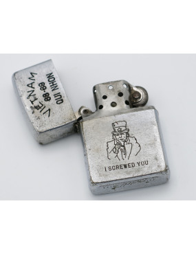 Zippo original de 1968 gravé Qui Nhon 68-69 ref 77 US Vietnam