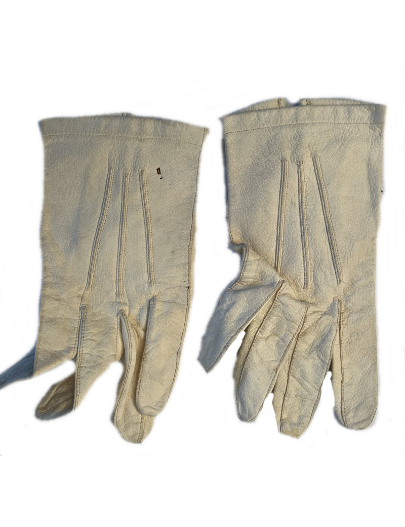 Paire de gants en cuir blanc de ROUSSEAU NIORT de l'armée française réglementaire