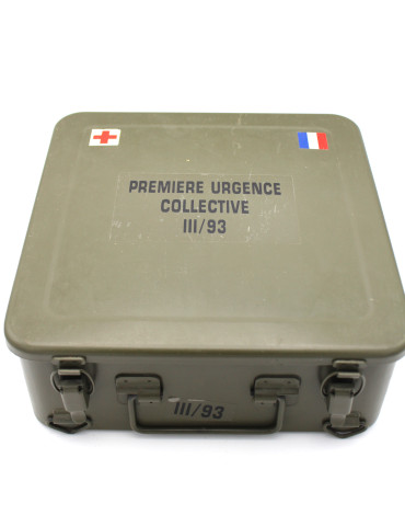 Boîte complète de première urgence collective de l'armée française