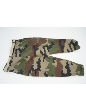 Pantalon de combat camouflé français avec sa ceinture 92C de 1999