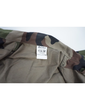 Veste F2 camouflage CCE de 1998 104M avec son brassard