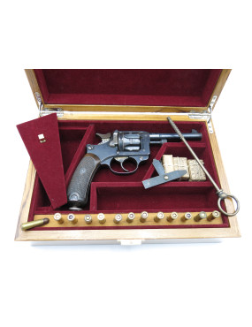 Coffret de presentation revolver 1892 ref 8