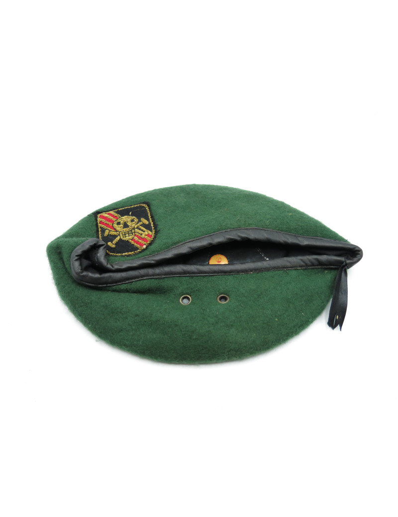 Beret speciales forces ARVN US Vietnam insigne cannetille ref be158