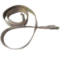 Bretelle cuir pour Telephone  de campagne Allemand  WH bakelite  datée1942 