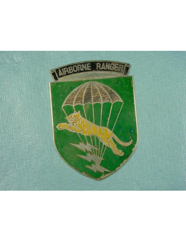 Plaque Airborne ranger originale ARVN Vietnam ref box 210