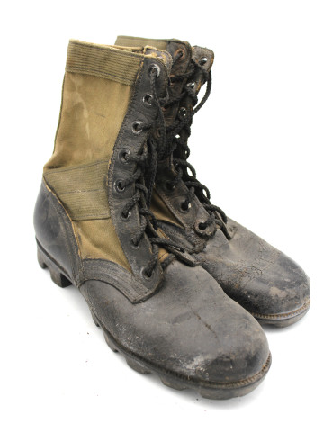 Jungle boots originales Taille 5W datées 1970