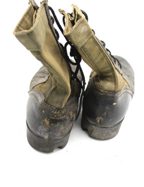 Jungle boots originales Taille 5W datées 1970