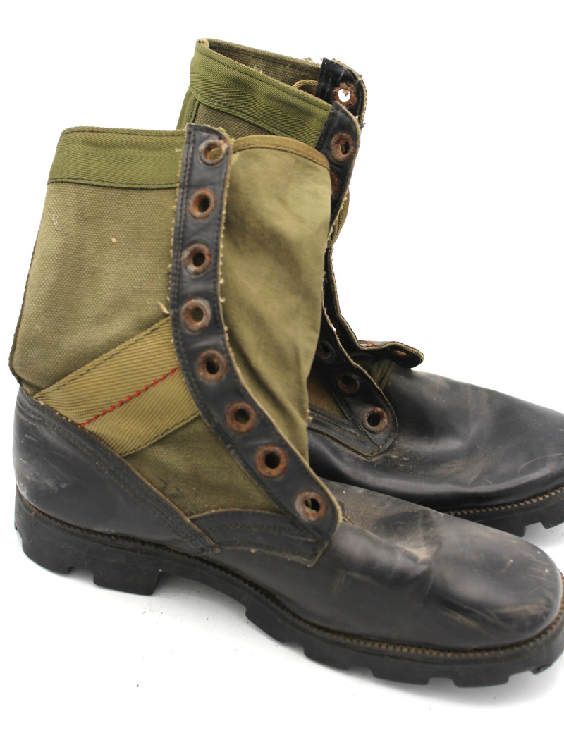 Jungle boots originales Taille 5W sans lacet