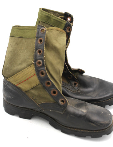 Jungle boots originales Taille 5W sans lacet