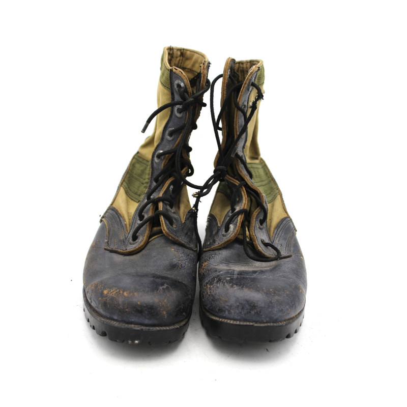 Jungle boots originales taille 6 1/2 XW semelle vibram