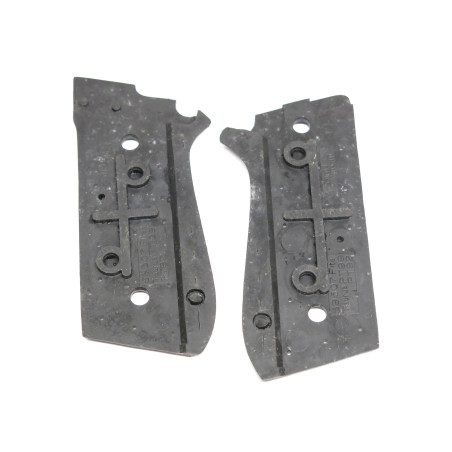 Plaquettes de crosse Pistolet Taurus 99 ref 14 box 217 