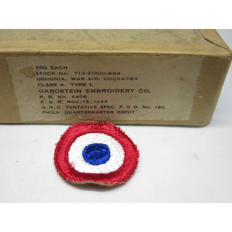 Boite vide 1943 pour insigne tissu cocarde France  ref box 195 