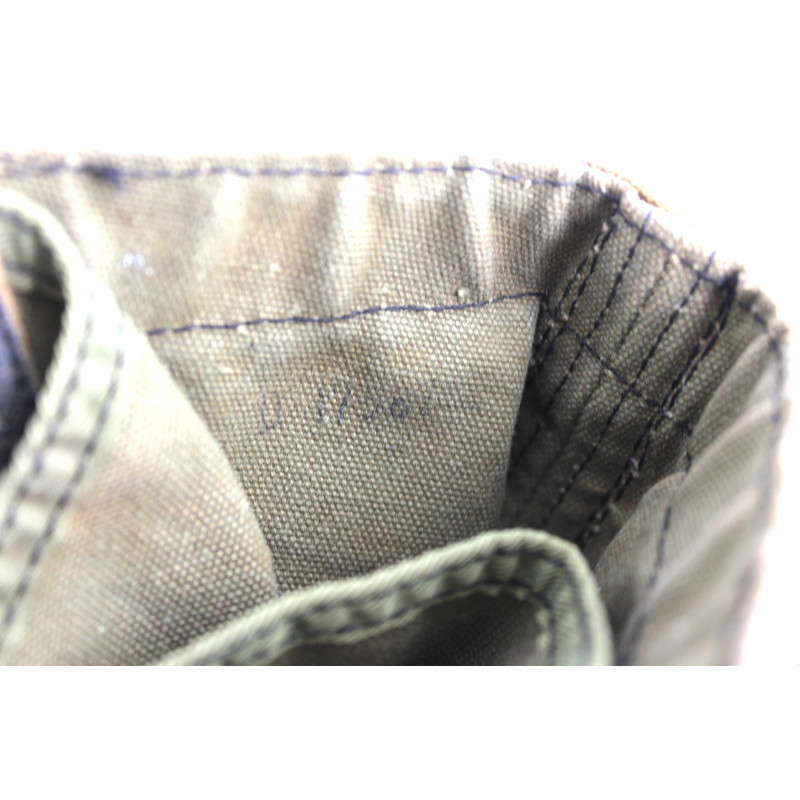 Jungle boots originales taille 7R CIC semelle vibram datée 1967