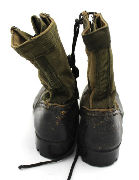 Jungle boots originales taille 7 Star 105 avec semelle VIBRAM avec tampon 105