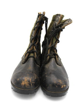 Jungle boots originales taille 7 Star 105 avec semelle VIBRAM avec tampon 105