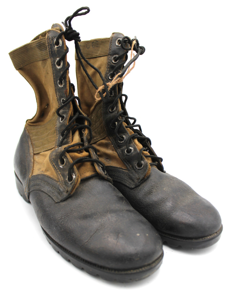 Jungle boots originales taille 8R avec semelle VIBRAM