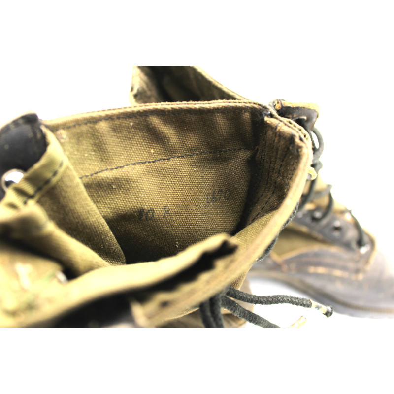 Jungle boots originales taille 10R C.I.C. semelle VIBRAM