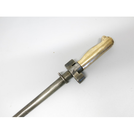 Baïonnette originale modele 1915 du fusil Lebel avec fourreau numero 3344