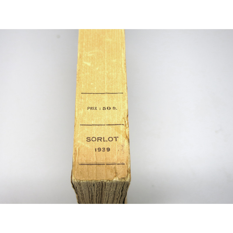 Livre La Race en Français édition originale 1939 